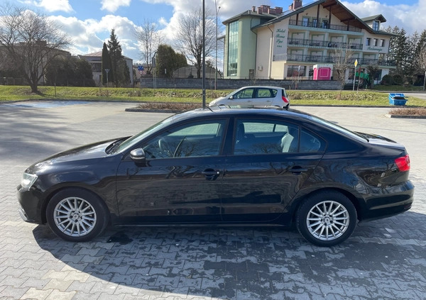 Volkswagen Jetta cena 34000 przebieg: 169000, rok produkcji 2015 z Przemyśl małe 301